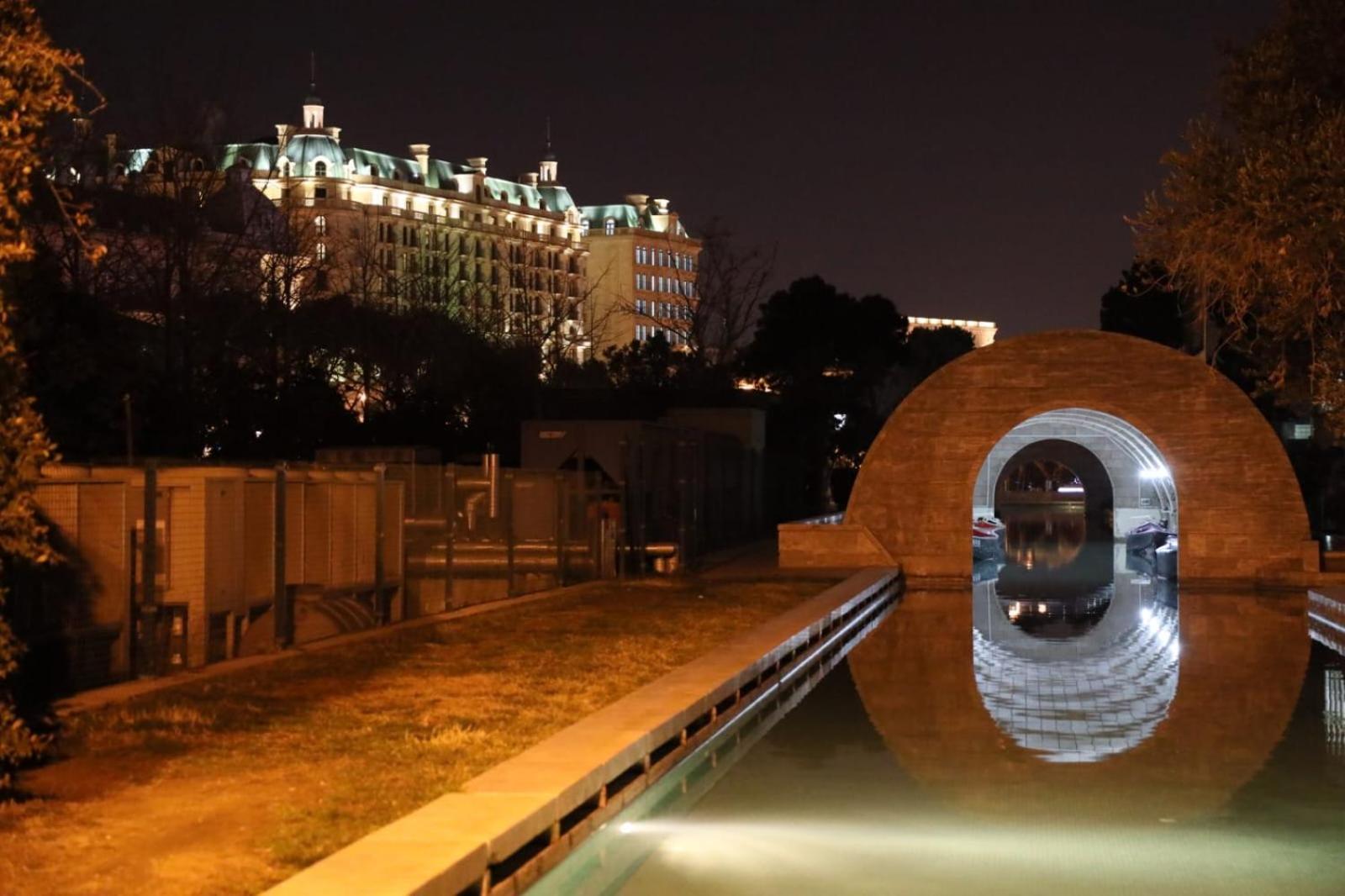 Swan Hotel บากู ภายนอก รูปภาพ