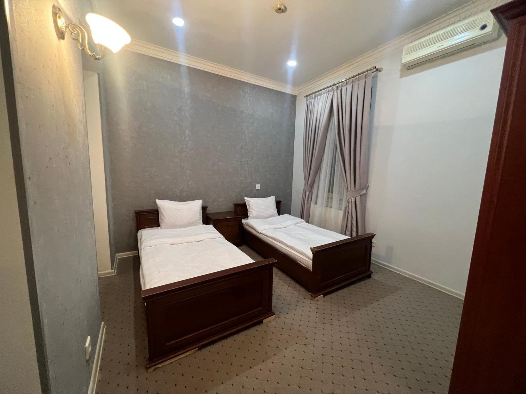 Swan Hotel บากู ภายนอก รูปภาพ